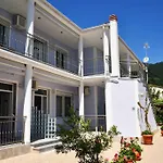 Hotel de apartamente Romantika Chrysi Ammoudia