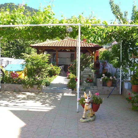 Romantika Aparthotel