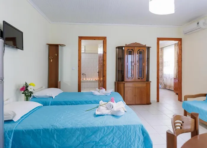 Romantika Chrisi Ammoudia