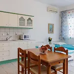 Romantika Apart-hotel 3*