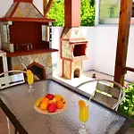 Romantika Chrysi Ammoudia