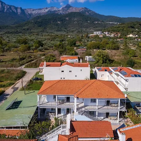 Romantika Aparthotel 3*