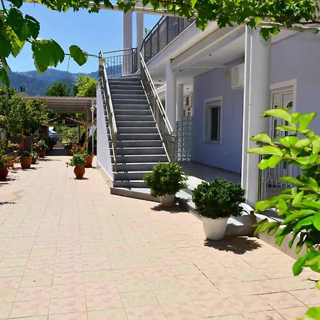 Aparthotel Romantika 3*