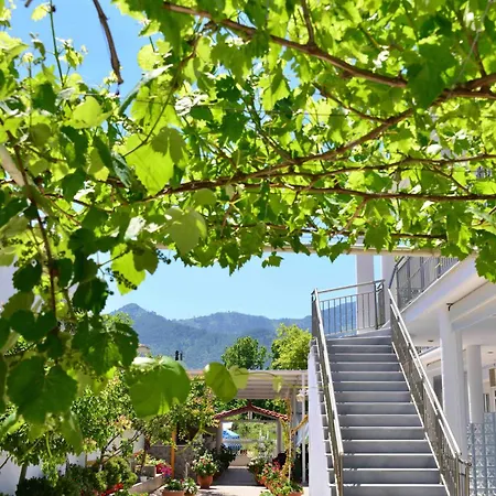 Lejlighedshotel Romantika Chrisi Ammoudia