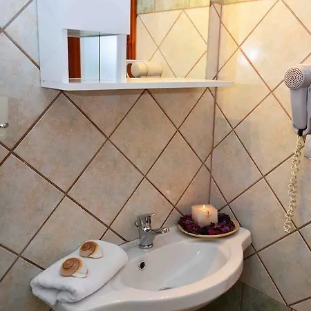 Romantika Aparthotel Chrisi Ammoudia
