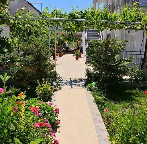 Romantika Aparthotel Chrysi Ammoudia